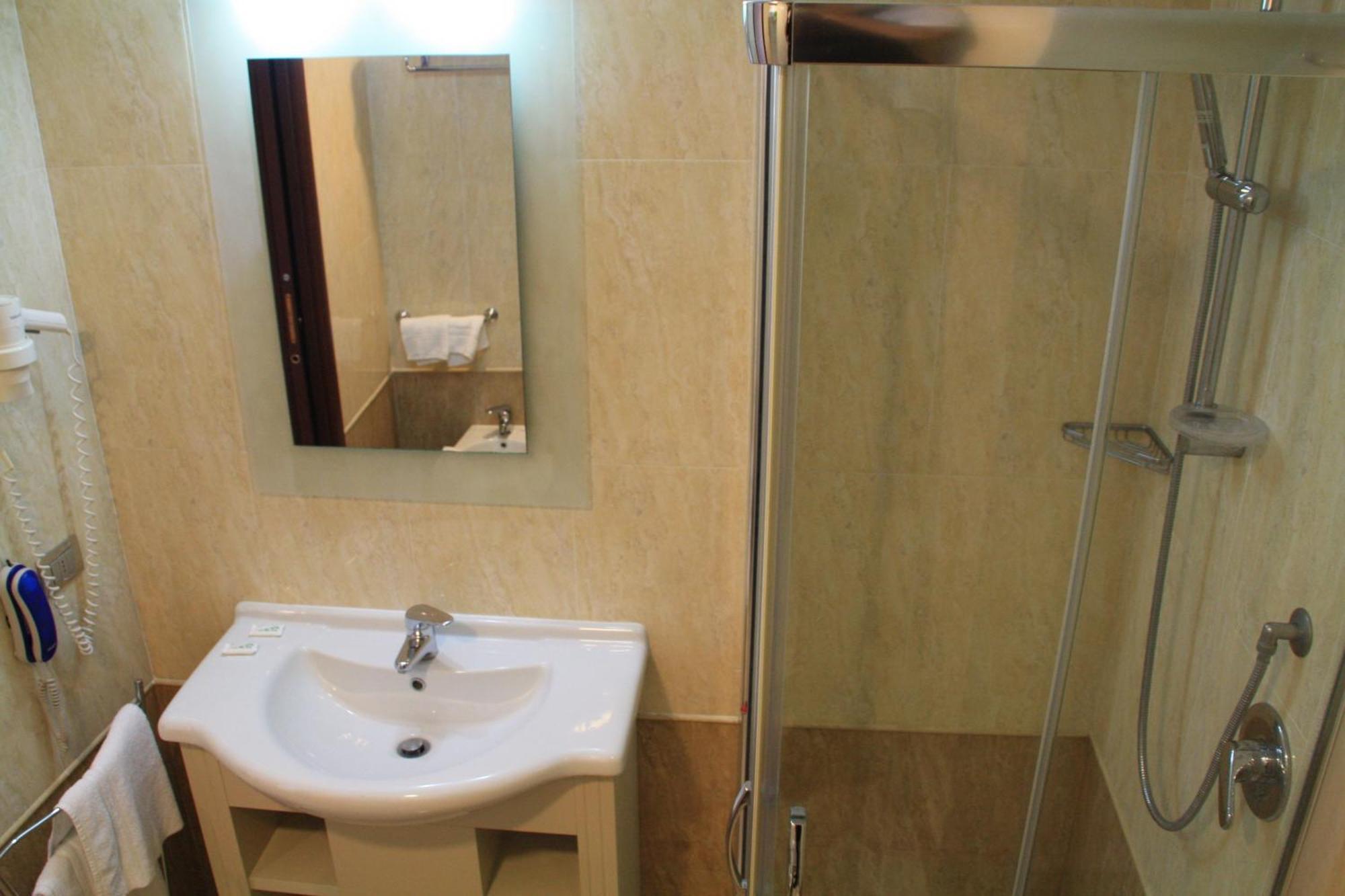 Hotel Villaggio Club Altalia Brancaleone Экстерьер фото
