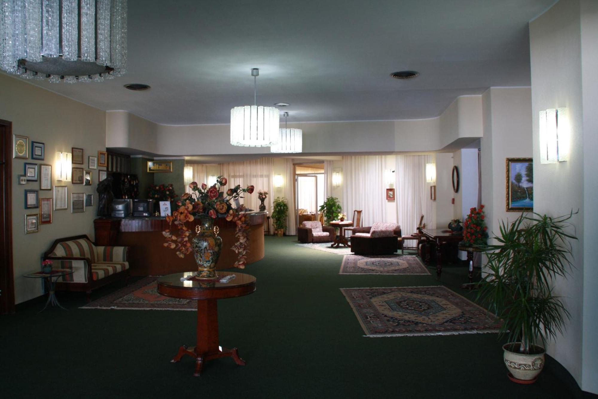 Hotel Villaggio Club Altalia Brancaleone Экстерьер фото