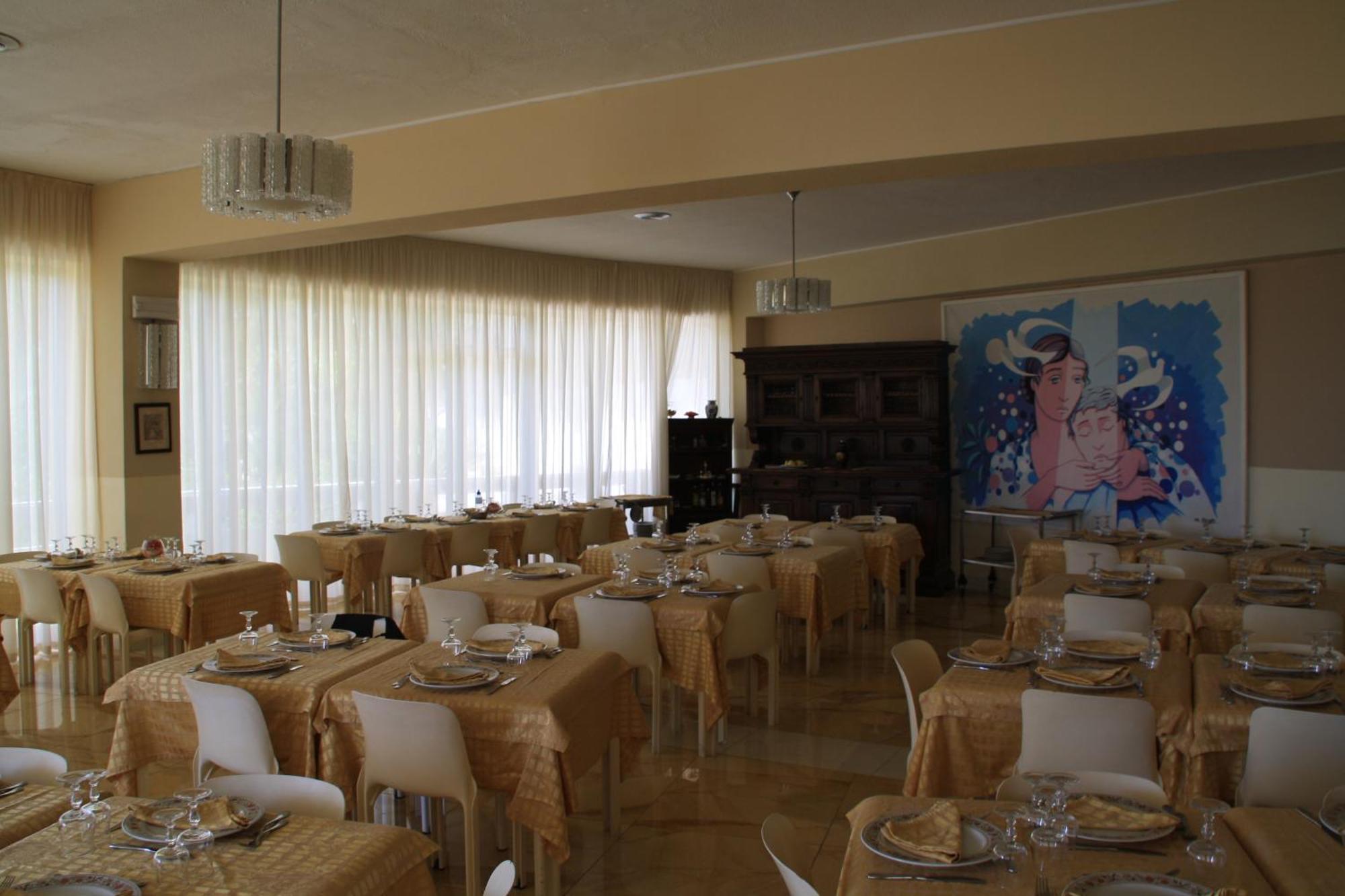 Hotel Villaggio Club Altalia Brancaleone Экстерьер фото