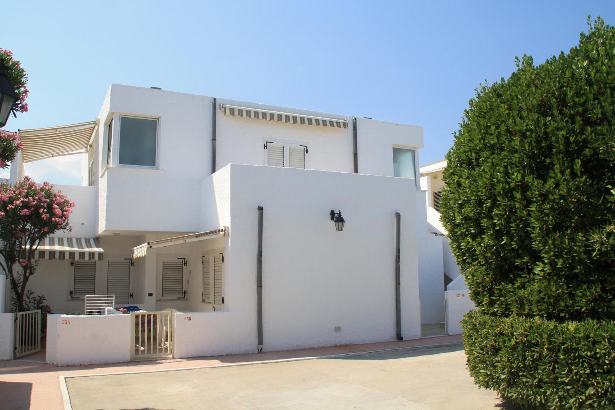 Hotel Villaggio Club Altalia Brancaleone Экстерьер фото
