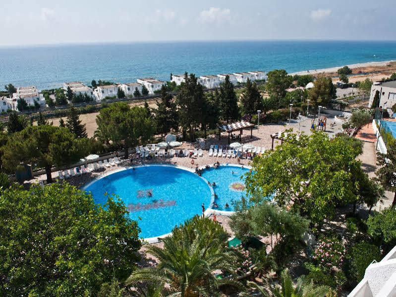 Hotel Villaggio Club Altalia Brancaleone Экстерьер фото