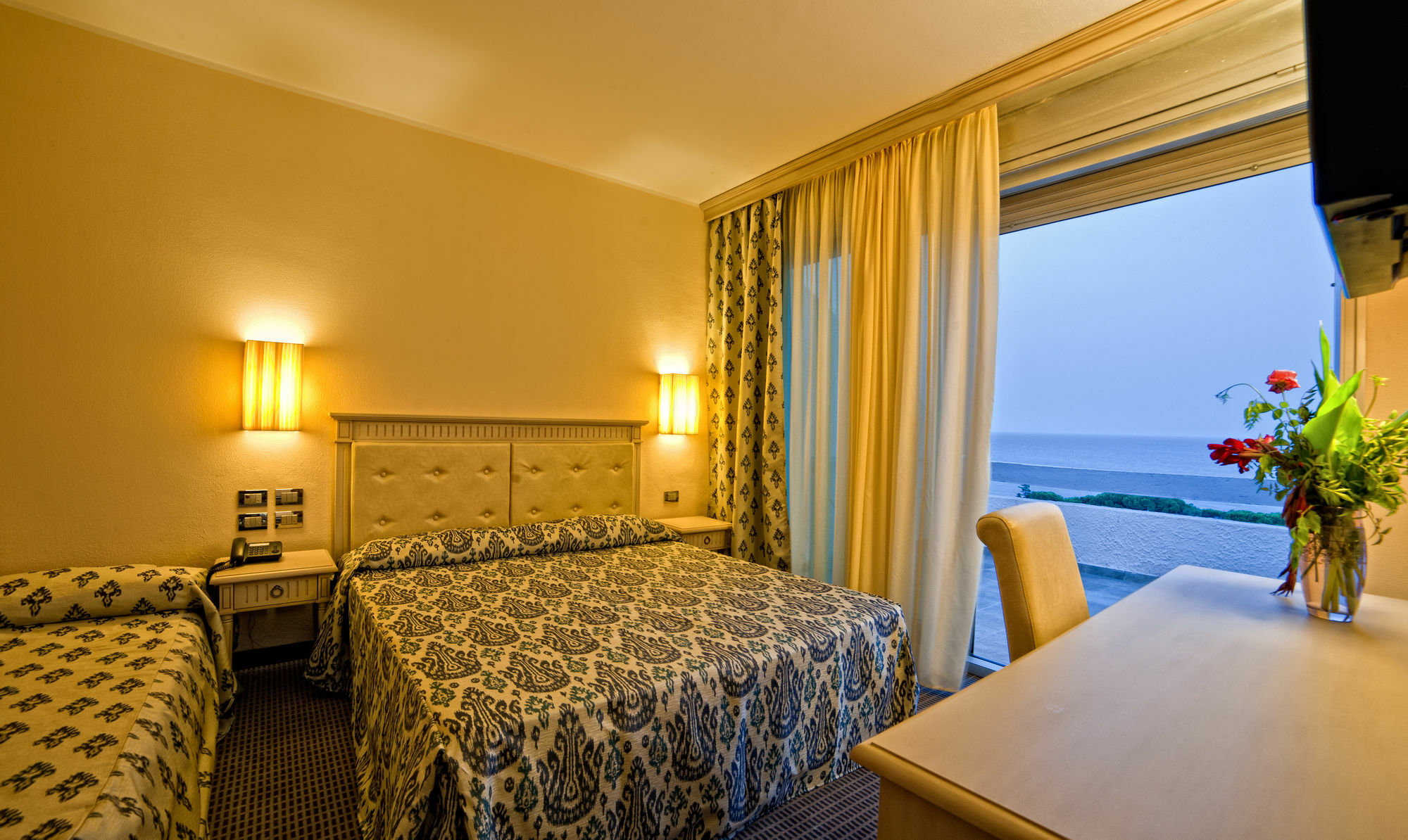 Hotel Villaggio Club Altalia Brancaleone Экстерьер фото