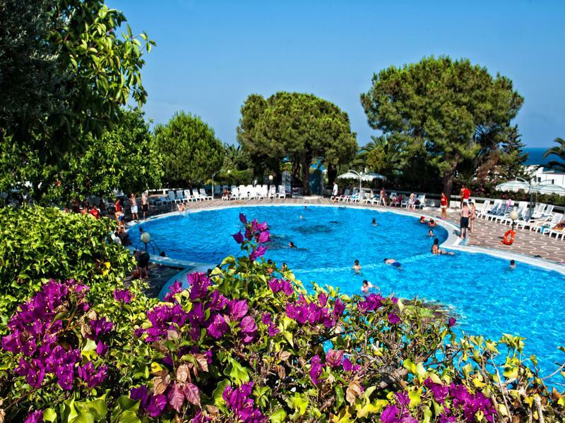 Hotel Villaggio Club Altalia Brancaleone Экстерьер фото